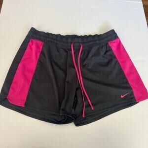 Nike shorts women’s size L, gray/pink preowned